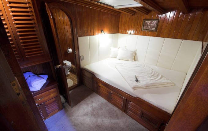 LIBRA guest cabin